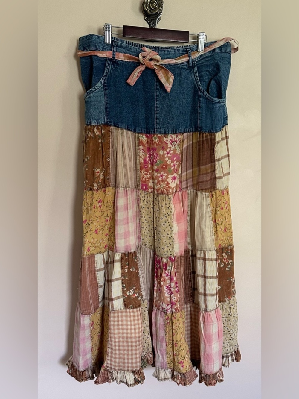 Young Threads Patchwork Denim Maxi Skirt – Size Large – NWT – Boho Cottagecore - Picture 3 of 7